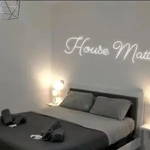 Apartament House Mattia, Bari